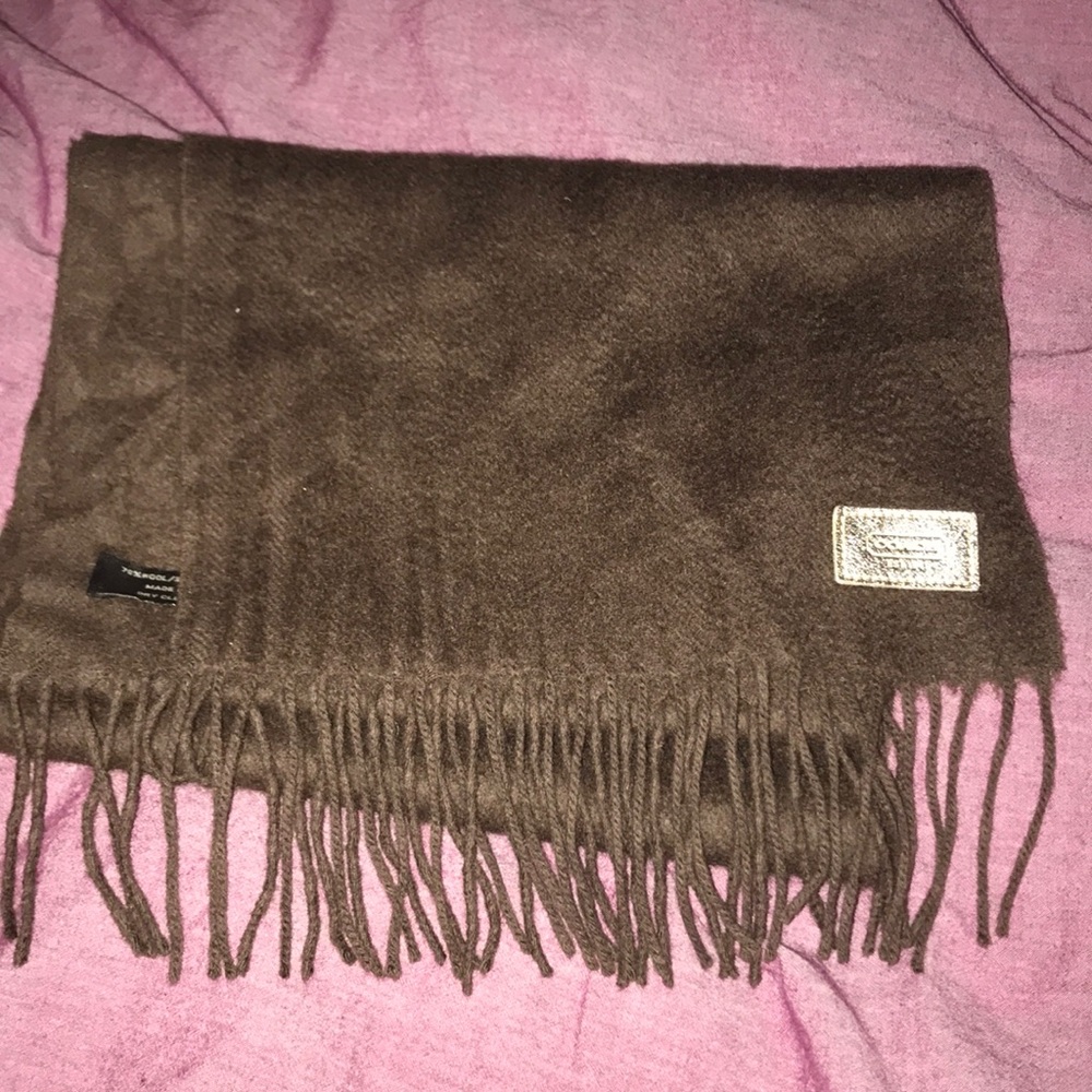 Coach Brown wool/cashmere scarf